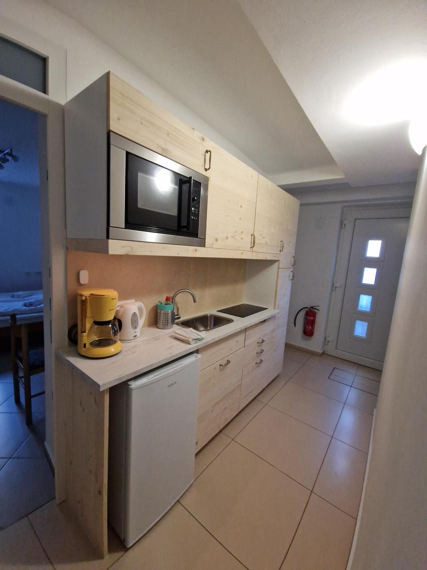 Cebelja Zibka Appartement Ljubljana Buitenkant foto