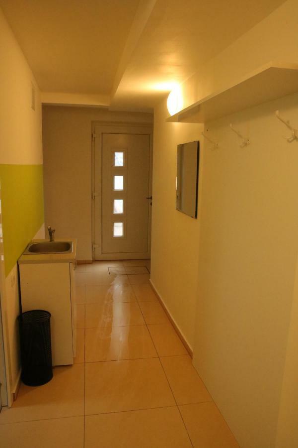Cebelja Zibka Appartement Ljubljana Buitenkant foto